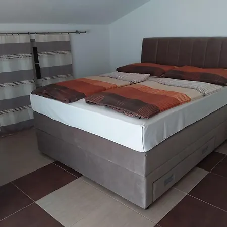 Apartament House Ariamare