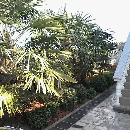 Апартаменты House Ariamare *