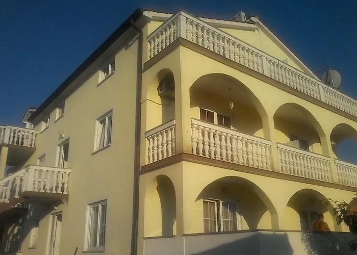 Lejlighed House Ariamare