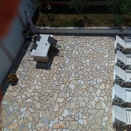 Apartman House Ariamare *